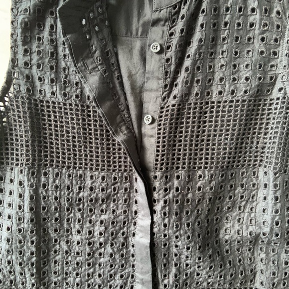 Textured tank - Picture 5 of 8